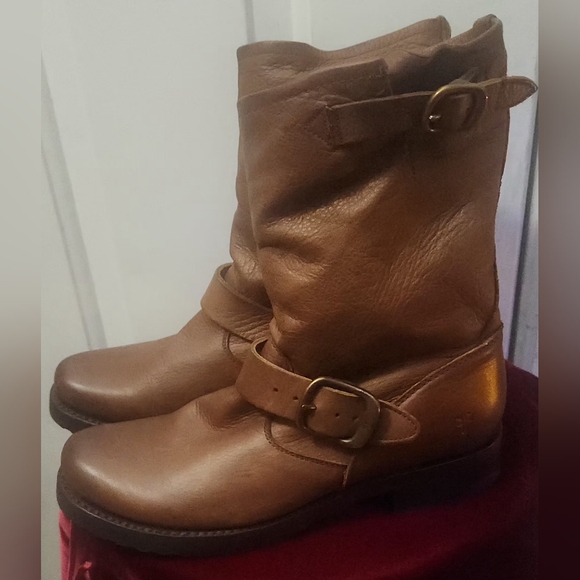 Frye Veronica Short Leather Cognac Boots Size 6.5 - Picture 4 of 11